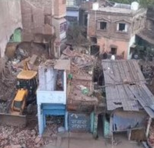  Bihar News: भागलपुर में हुए बम धमाके में एक बच्चे समेत सात लोगों की मौत, राहत कार्य जारी 