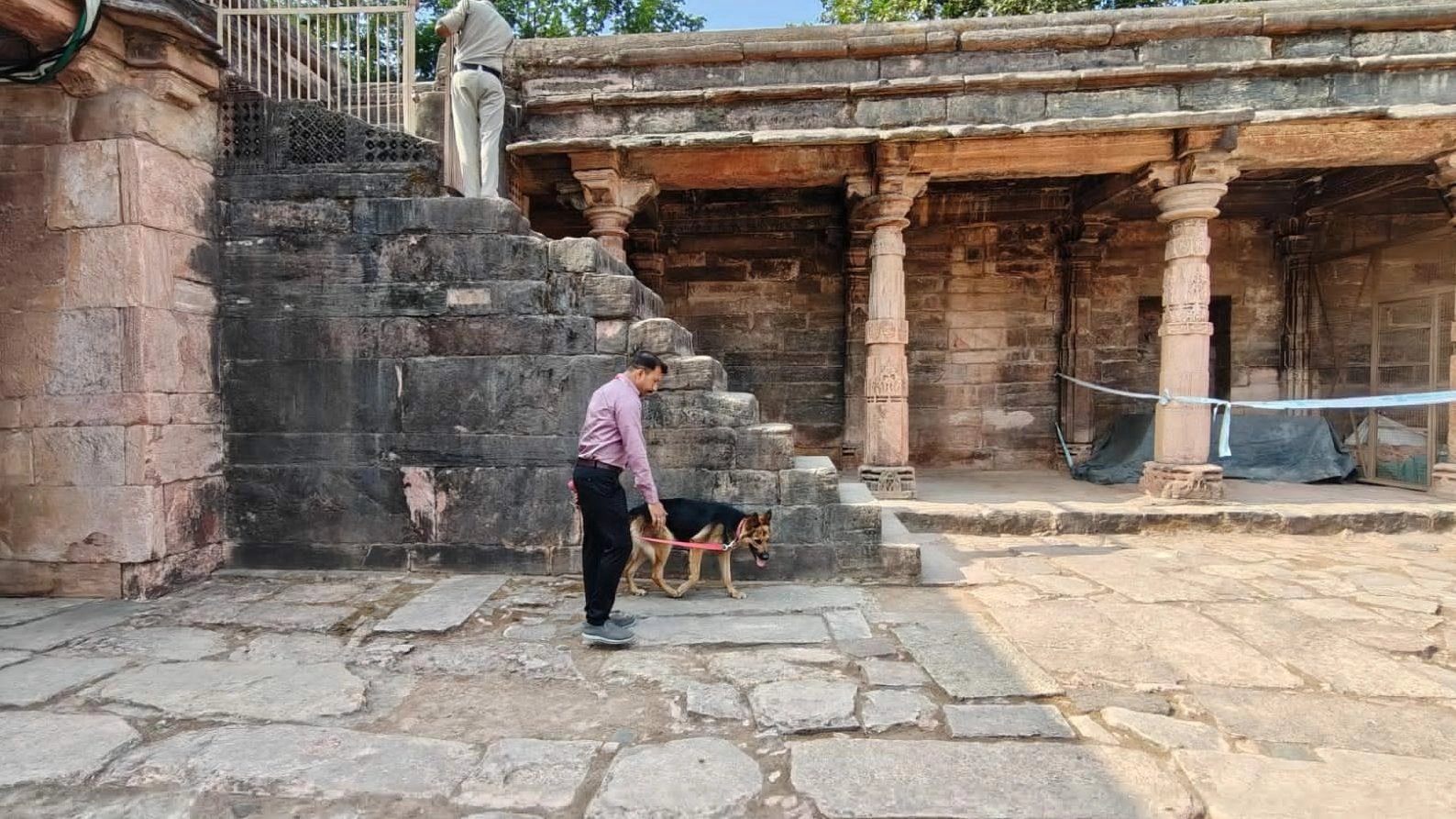 सुप्रीम कोर्ट पहुंचा भोजशाला विवाद, फैसले के बाद पहले जुमे पर सुरक्षा सख्त