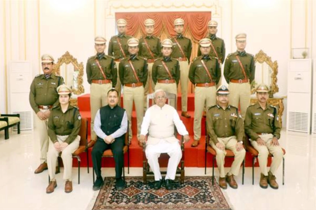 आमजन के प्रति सहानुभूति कथनी करनी में दिखें- राज्यपाल मंगुभाई पटेल